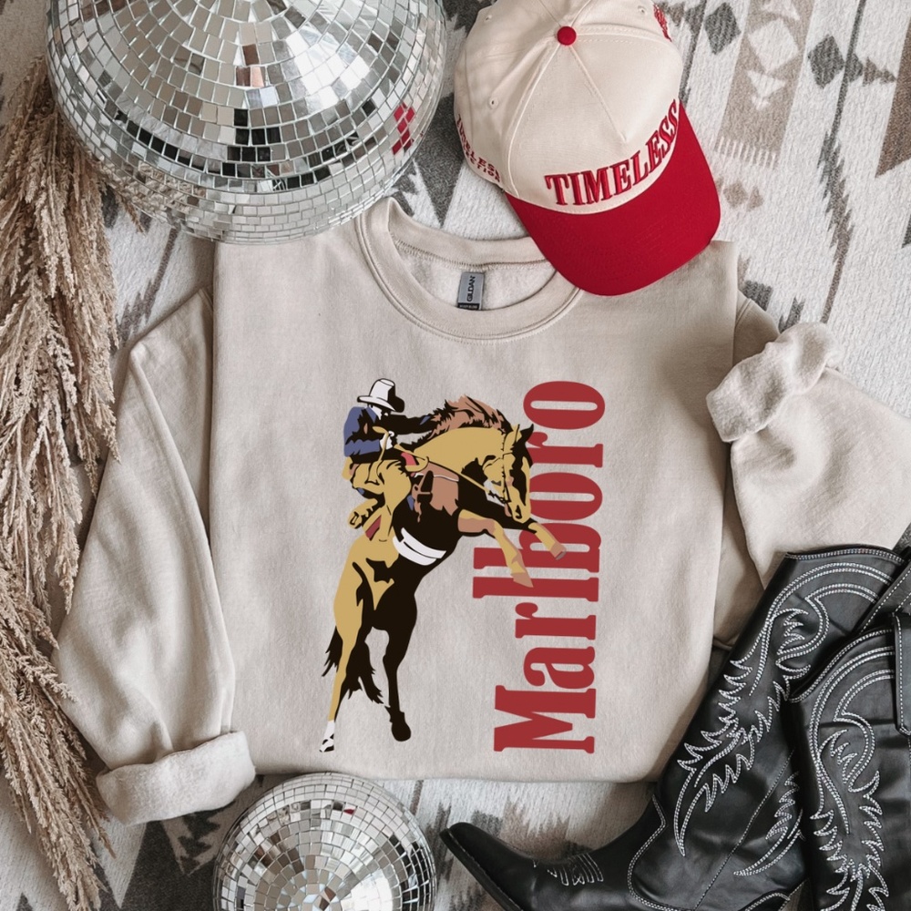 MARLBORO horse and cowboy vintage style sweater